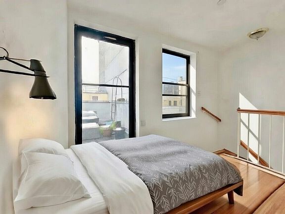 5th image of 186 Orchard St APT 6RS