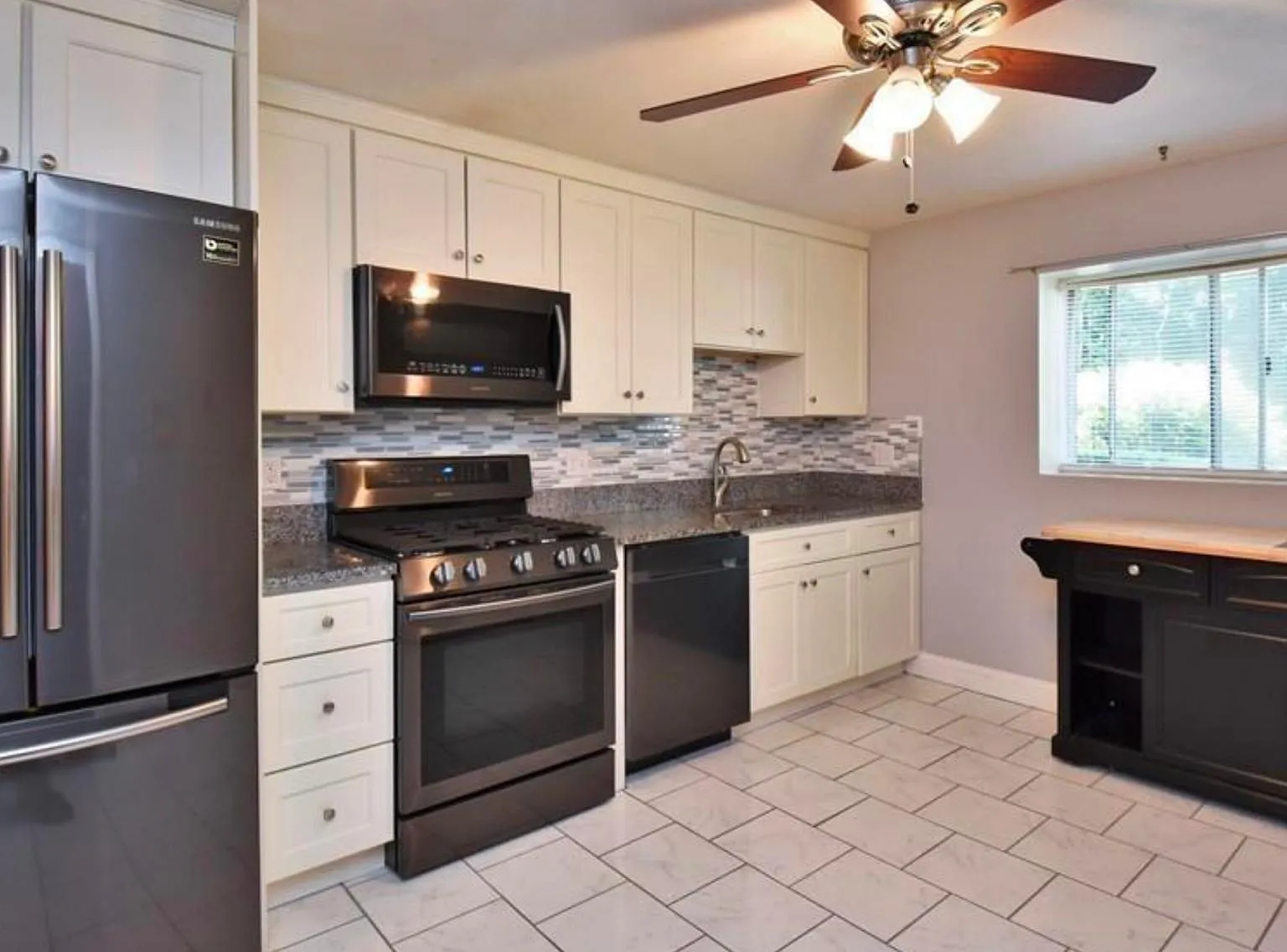 83R Hobart St — Photo 1