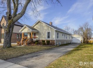 1131 N Oak St, Rochester, MI 48307