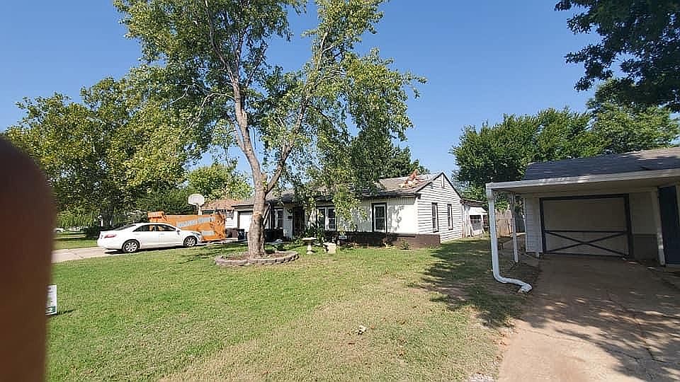 2nd image of 5937 NW 58th St