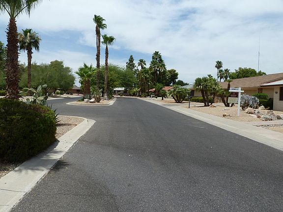 3rd image of 10424 W Wheatridge Dr
