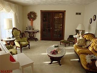 3rd image of 8500 Southwind Dr