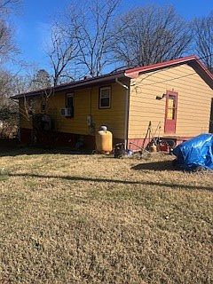 4th image of 4166 Mountain Rd