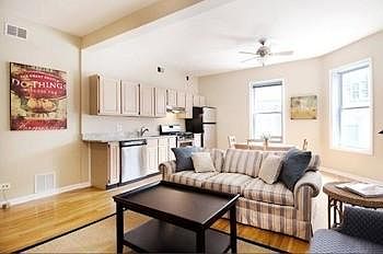 1st image of 619 W Drummond Pl