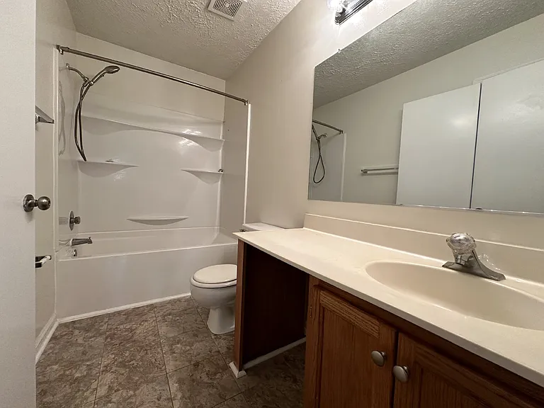 8625 Cartwright Ct — Photo 11