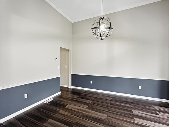 3rd image of 5091 Corkwood Dr