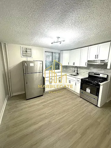 265 W Runyon St Photo 1