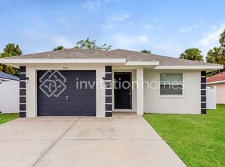 2927 31st Ave E, Bradenton, FL 34208