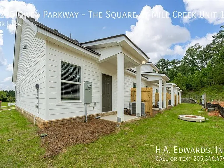 4225 Owen Pkwy #THE SQUARE AT MILL C — Photo 3