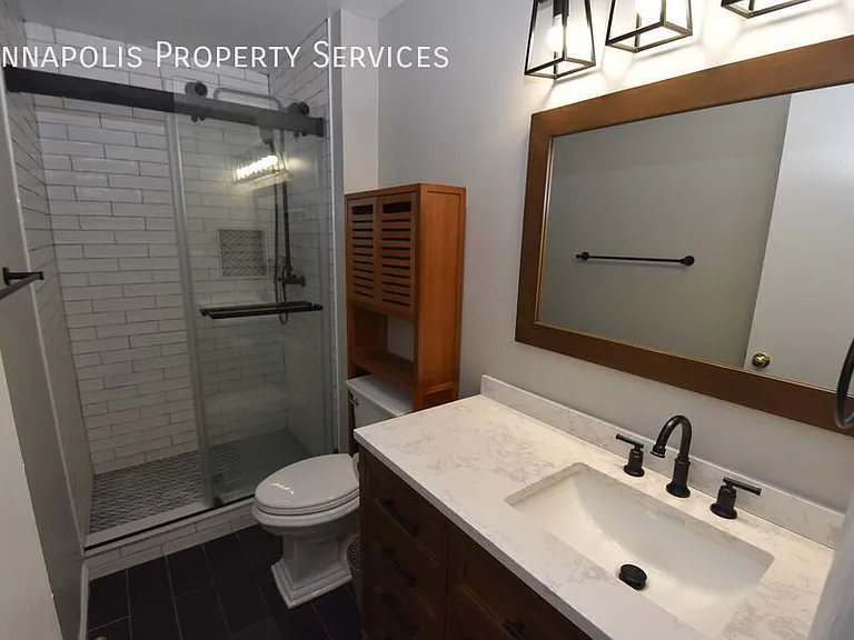 518 Bay Dale Ct — Photo 39