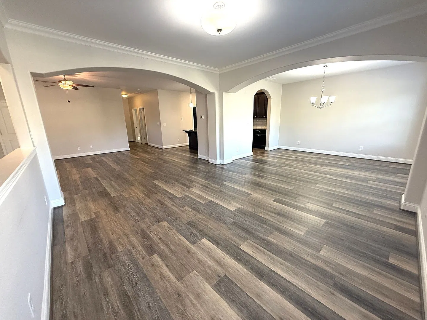 Gorgeous 2 Bedroom 2 Bath Condos In Prime Location!! — Photo 3