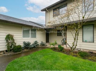 3250 SE 2nd St, Gresham, OR 97080