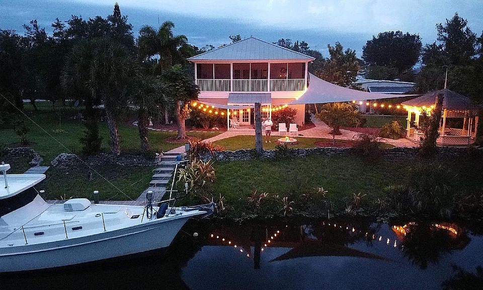 1st image of 1046 Dolphin Ln