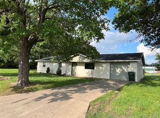 2310 Augusta Ave, Muskogee, OK 74403