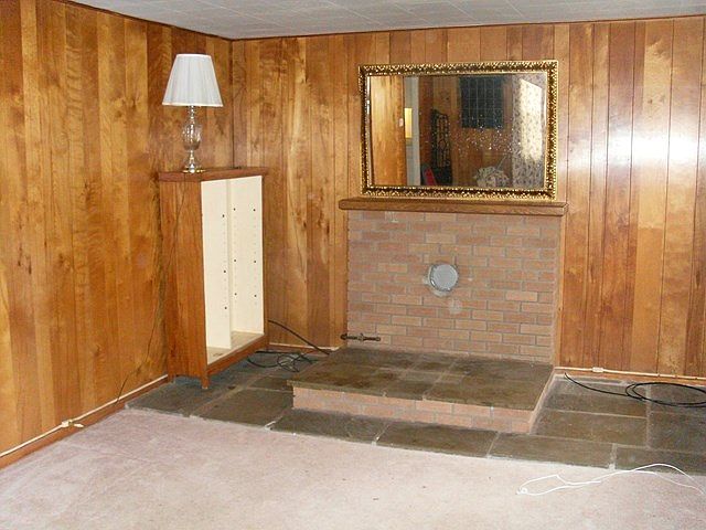 2nd image of 43199 W Central Ave