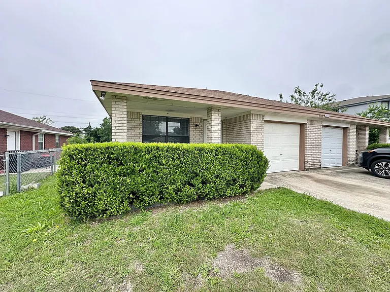 408 Alpine St — Photo 1