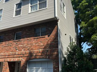 150 Prospect St APT 7, Greenwich, CT 06830