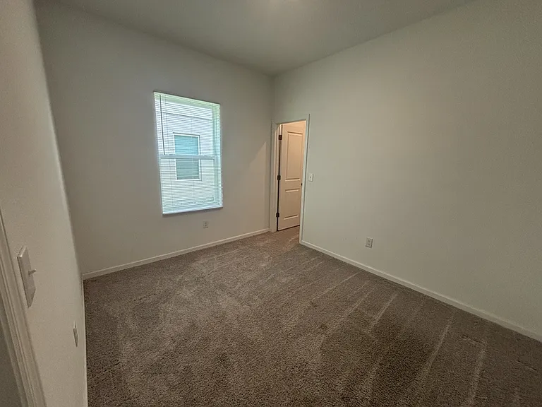 10416 High Noon Trl — Photo 7