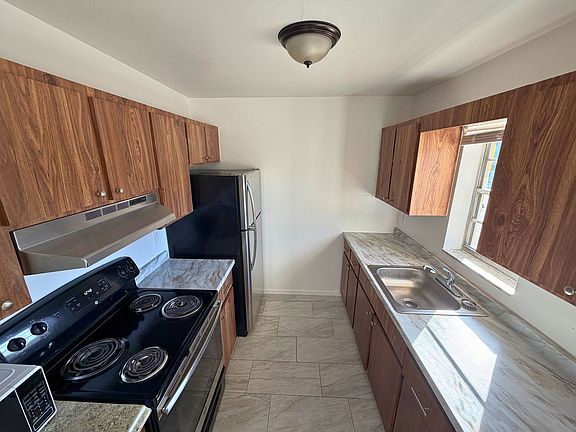 5th image of 307 Melody Ln #309