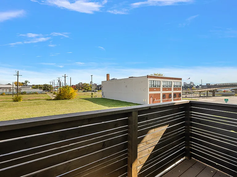 2623 Cochrane St #B — Photo 9