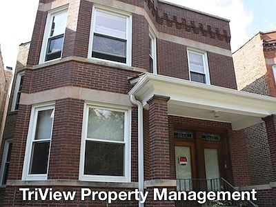1st image of 3650 N Leavitt St #1