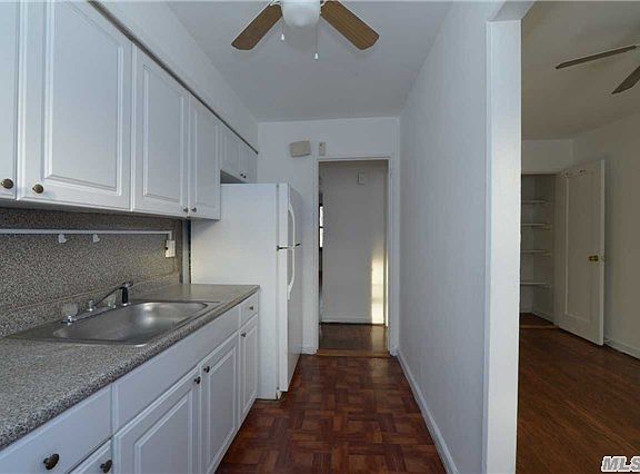 4th image of 8734 256th St