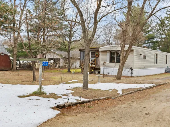 226 E Lohrville Ave, Redgranite, WI 54970