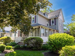 922 8th Ave, Prospect Park, PA 19076