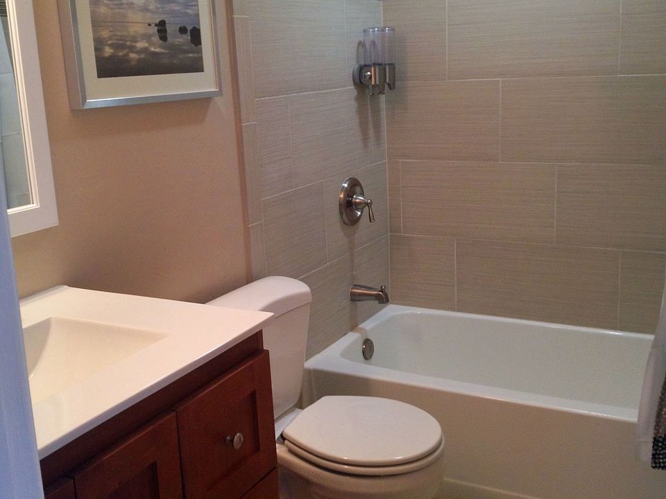 2nd Bathroom