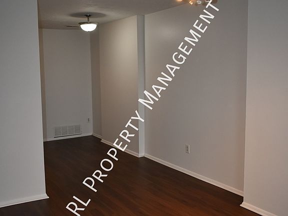 3rd image of 825.5 Oak St #825.5