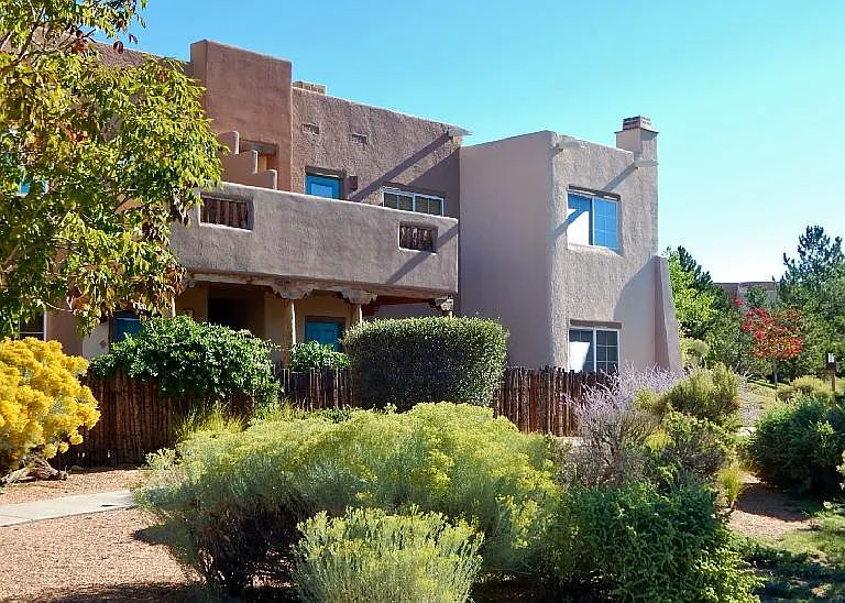 2210 Miguel Chavez Rd #TOPFL — Photo 34