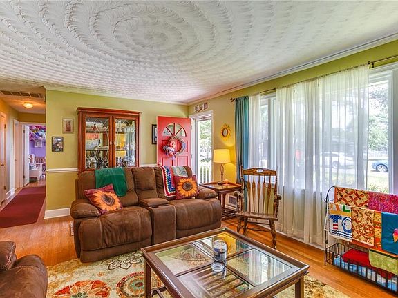 4th image of 4216 San Salvador Dr
