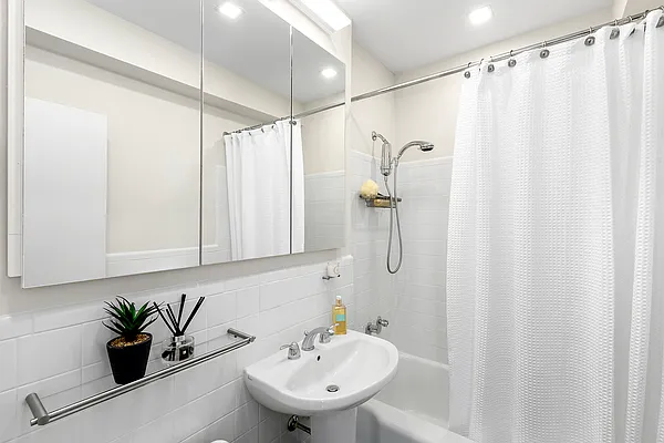 Sold by Compass | media 8