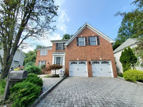 42 Blue Ridge Cir, Plainfield, NJ 07060