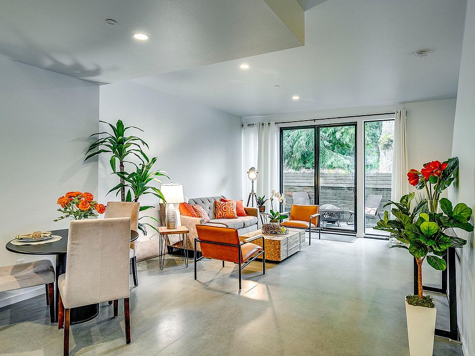 1st image of 405 Madrona Way NE Unit 22