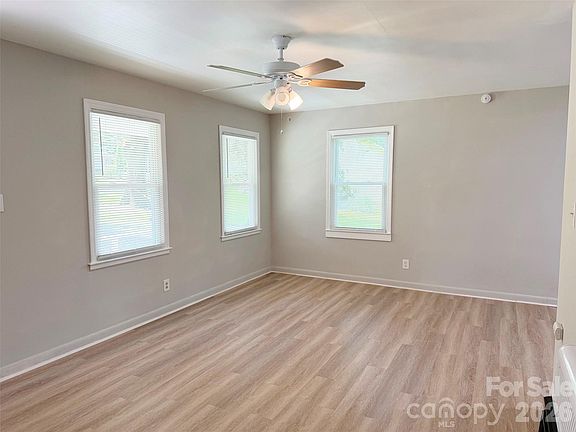 4th image of 448 Byars St