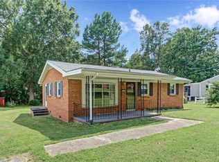 1204 Norman Dr, Eden, NC 27288