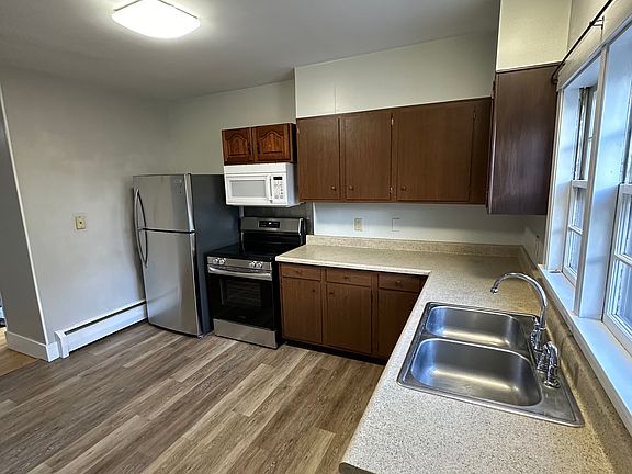 kitchen, brand new appliances