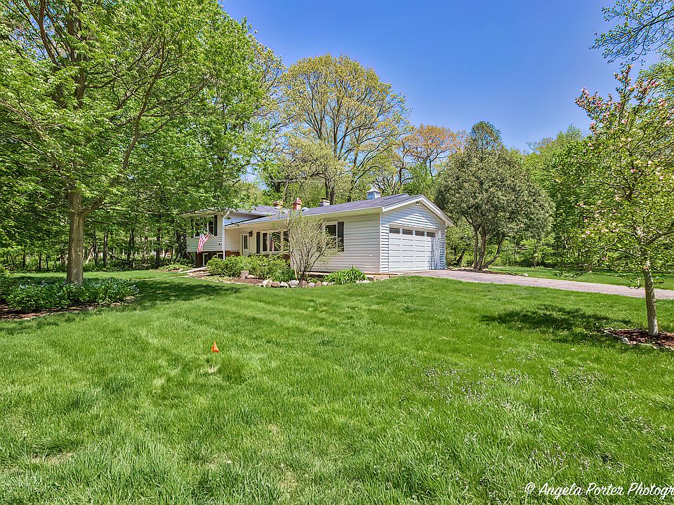 106 Trout Valley Rd, Trout Valley, IL 60013 Zillow