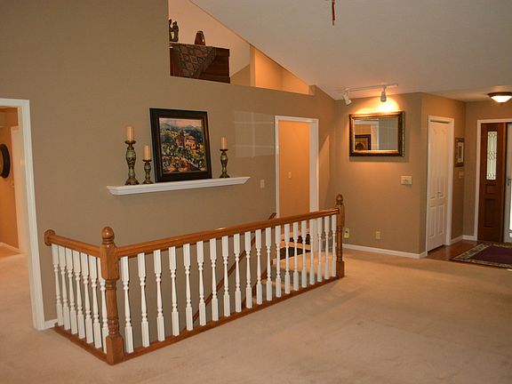 4th image of 2327 Pueblo Dr