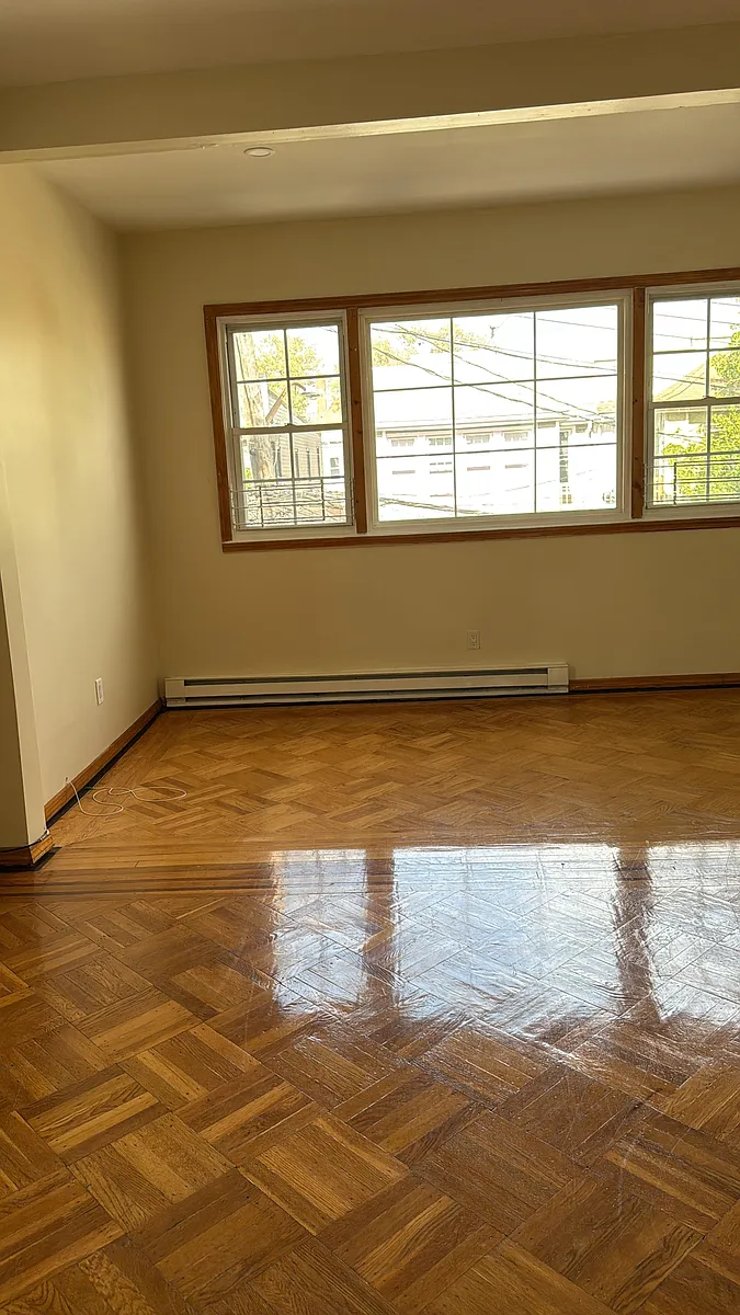 Building Photo - 112-00 Rockaway Blvd #2