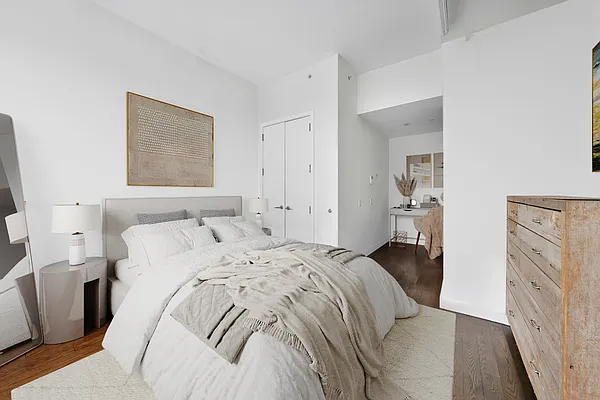 Rented by Douglas Elliman | media 20