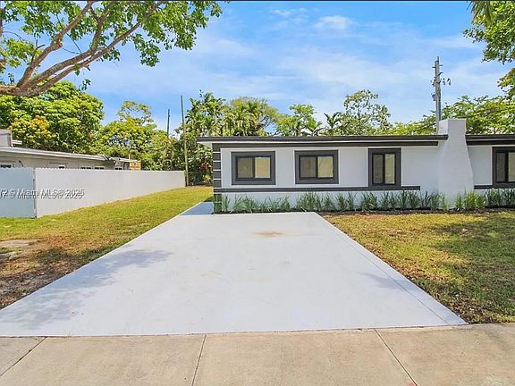 4th image of 13885 NW 5th Ave #13885