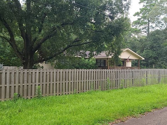 3rd image of 21411 Whittom Ln