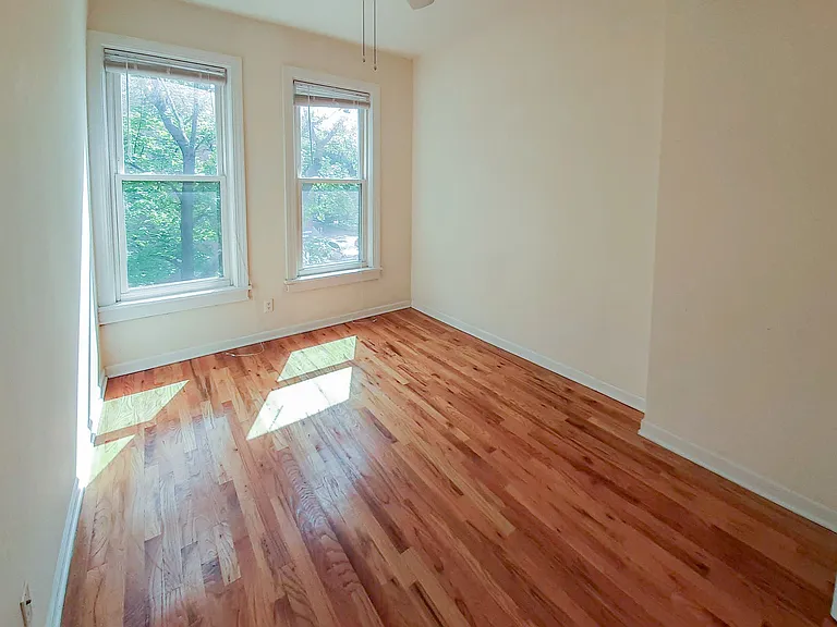 2600-10 N. Racine / 1206-10 W. Wrightwood — Photo 9