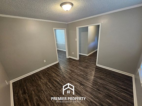 3rd image of 8131 Farmington Blvd