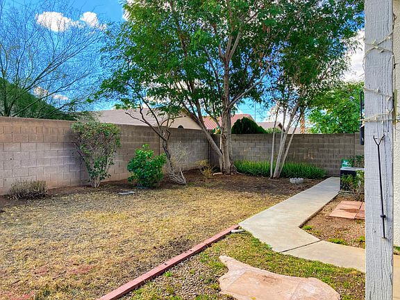 4th image of 9325 E Posada Ave