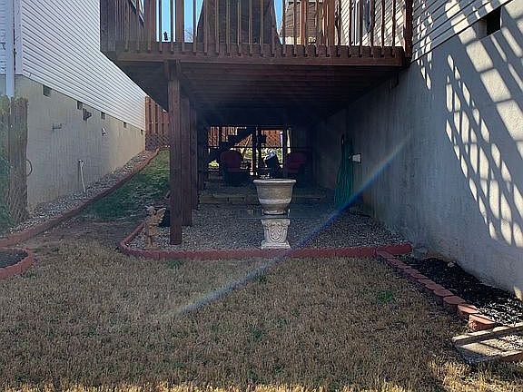 3rd image of 4 Southcreek Dr