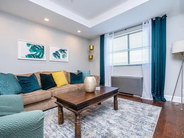 215 Piedmont Ave NE, Atlanta, GA