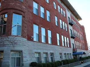 1968 Summit St, Des Moines, IA 50315